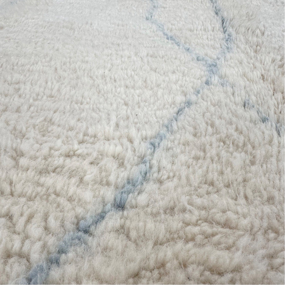 Indigo Vine — hand-knotted natural wool rug, 330 × 246 cm, Nestaground (3)