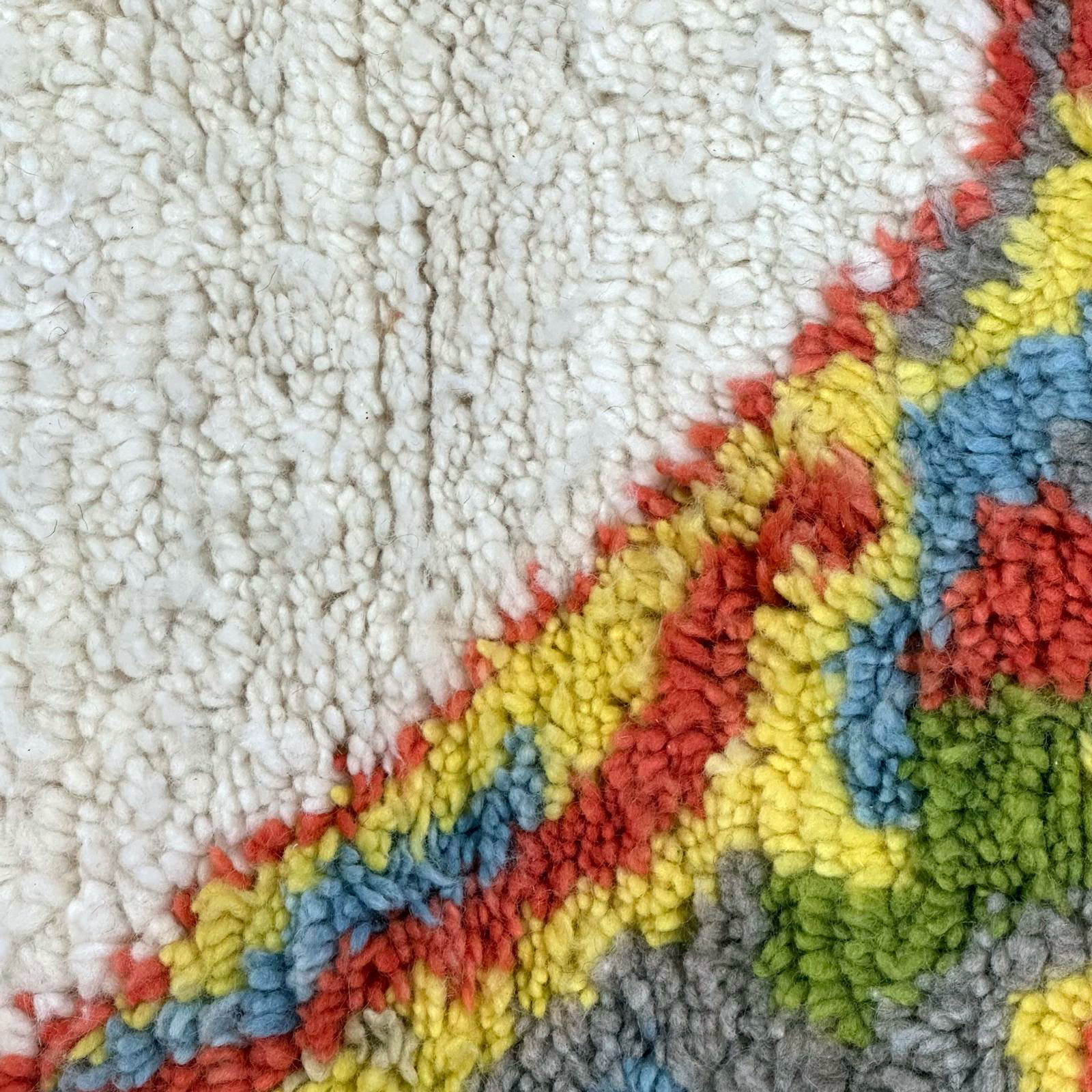 Geometry in Motion — hand-knotted natural wool rug, 303 × 223 cm, Nestaground (3)